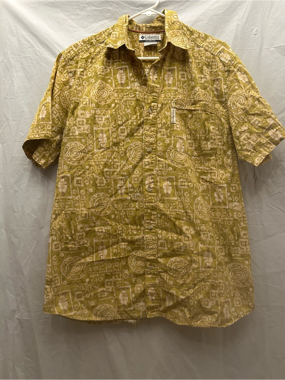 Columbia Short-Sleeve Printed Button-Down Shirt - Tan/Green/Cream Sz M Pre-Own